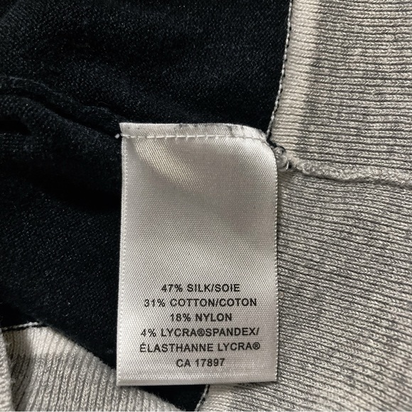 BANANA REPUBLIC Black grey white short sleeve knit top ~ Goth XS SMALL sweater - Picture 10 of 12